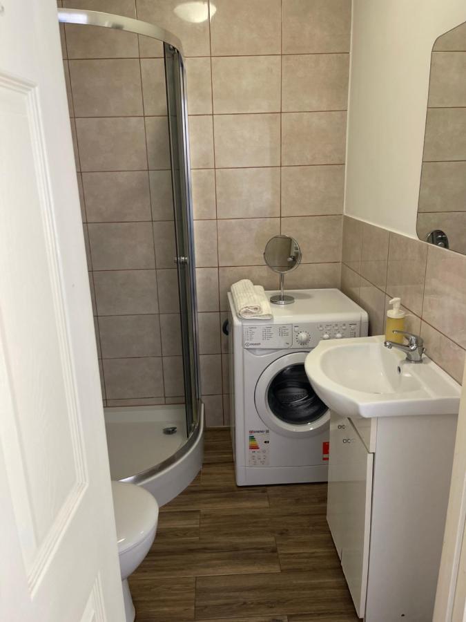 Studio Flat Fully Equipped Leilighet Croydon Eksteriør bilde